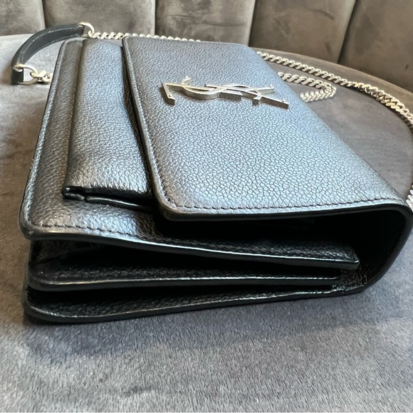 Yves Saint Laurent Sunset grained crossbody bag - Picture 10 of 15